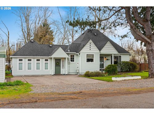 1054 Ne Faloma Rd, Portland, OR, 97211-1145 | Card Image