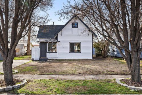 455 S 2nd E, Mountain Home, ID, 83647-3018 | Card Image