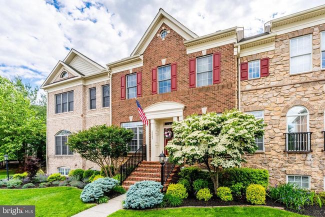 18985 Coreopsis Ter, Townhouse with 3 bedrooms, 4 bathrooms and null parking in LEESBURG VA | Image 7