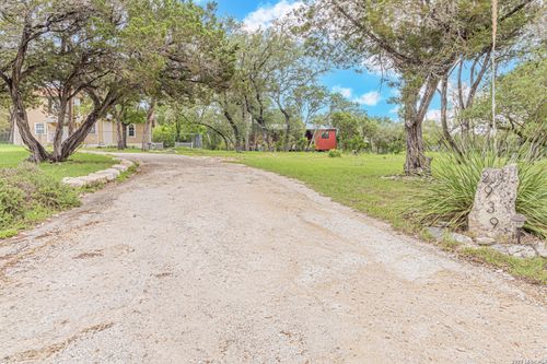 2939 Goat Hill Rd, Lakehills, TX, 78063 | Card Image