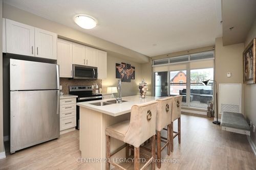 212-2486 Old Bronte Rd, Oakville, ON, L6M0Y4 | Card Image