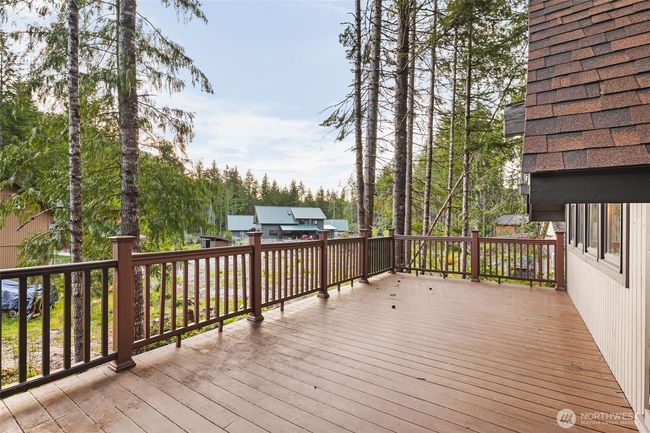 17118 Riverview Way E, House other with 3 bedrooms, 2 bathrooms and null parking in Enumclaw WA | Image 32