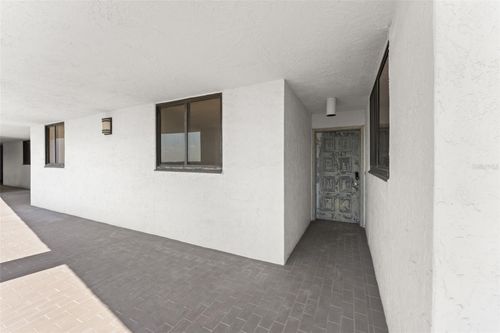 804-530 E Central Blvd, ORLANDO, FL, 32801-4305 | Card Image