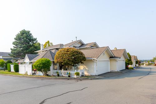 83-21138 88 Ave, Langley, BC, V1M2G7 | Card Image