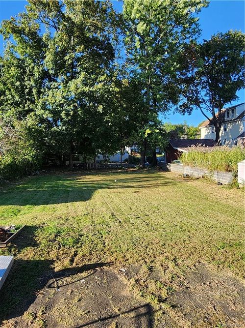 1-34 Jersey Ave, Suffern, NY, 10901-5933 | Card Image