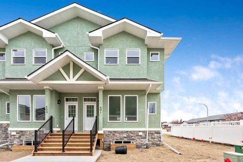 401 Strathcona Cir, Strathmore, AB, T1P0B1 | Card Image