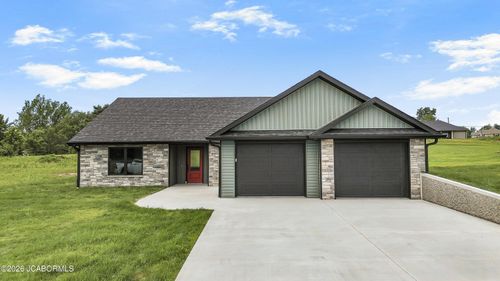 129 Poelker Place, Jefferson City, MO, 65109 | Card Image