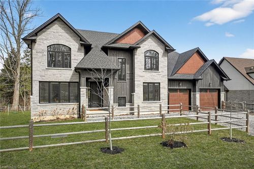 1095 Mineral Springs Rd, Hamilton, ON, L9H5E3 | Card Image