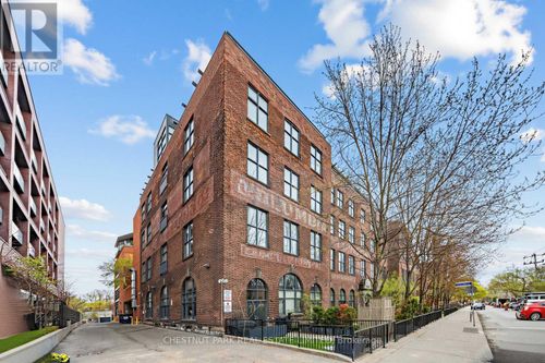301-363 Sorauren Ave, Toronto, ON, M6R3C1 | Card Image