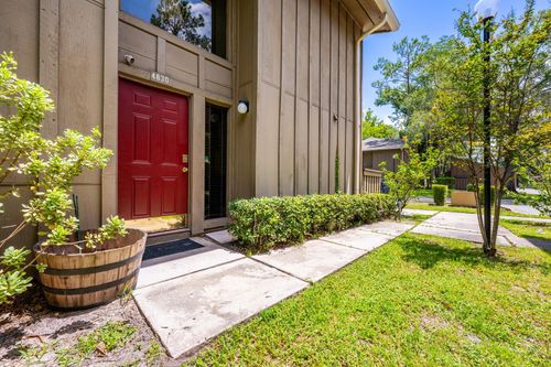 b-4830 Pebble Beach Dr, ORLANDO, FL, 32811-3720 | Card Image
