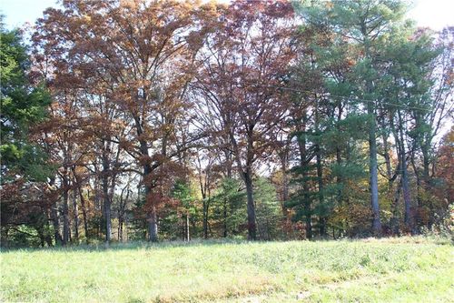 150 Old Quarry Rd, State Road, NC, 28676-8963 | Card Image