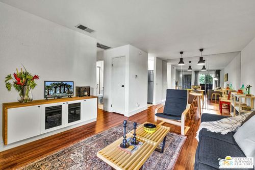 unit-211-2825 N Los Felices Rd, Palm Springs, CA, 92262-0632 | Card Image