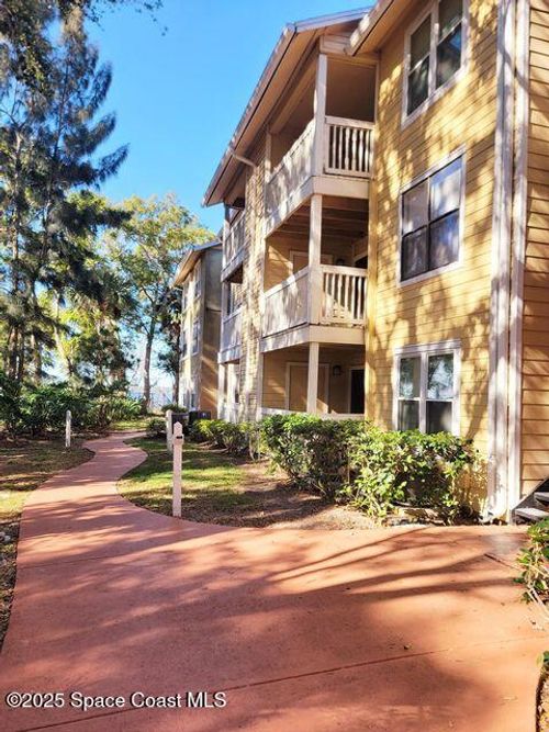 901-225 S Tropical Trl, Merritt Island, FL, 32952-4836 | Card Image