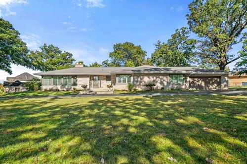 200 N Forest Ct, Addison, IL, 60101-2918 | Card Image