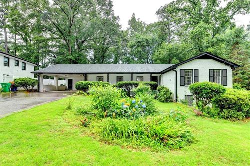 2048 Fisher Trl Ne, Atlanta, GA, 30345-3429 | Card Image