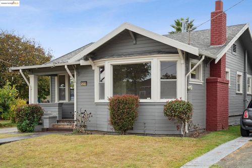 1219 Carleton St, Berkeley, CA, 94702-2207 | Card Image