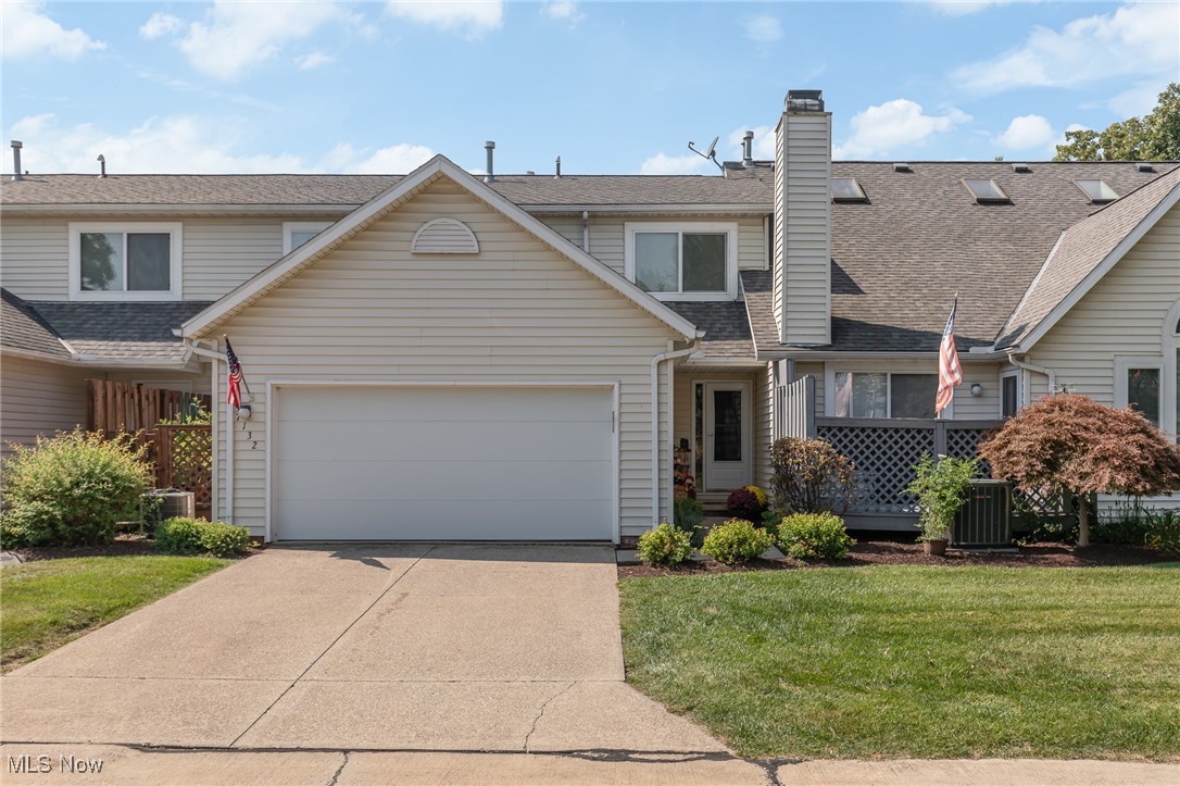Merlyn Pl, Concord Township, OH 44077