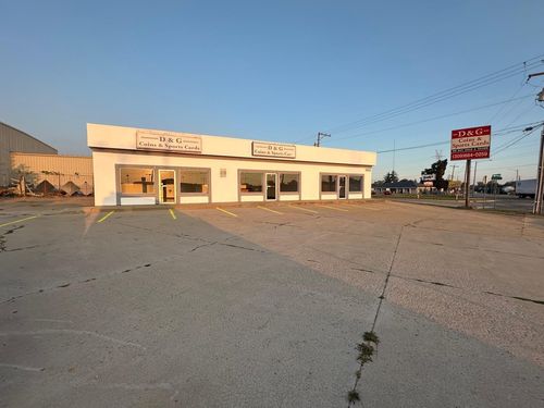 1511 Morrissey Dr, Bloomington, IL, 61701-7192 | Card Image
