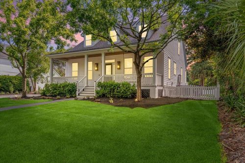 2205 Daniel Island Dr, Daniel Island, SC, 29492-7592 | Card Image