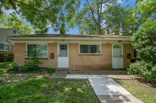 22192221 Dexter Avenue, Ann Arbor, MI, 48103 | Card Image