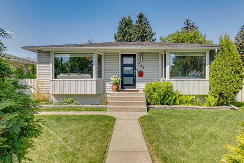748 Archwood Rd Se, Calgary, AB, T2J1C2 | Card Image