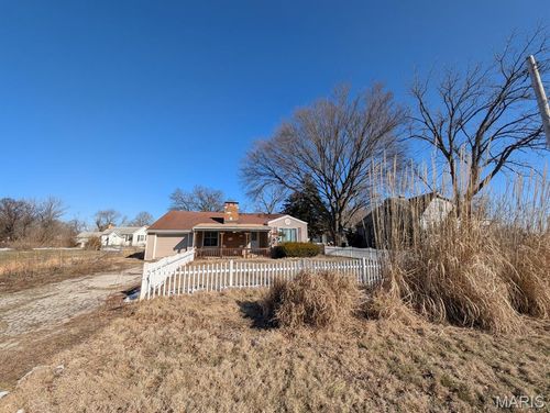 315 S Belt W, Belleville, IL, 62220-2472 | Card Image