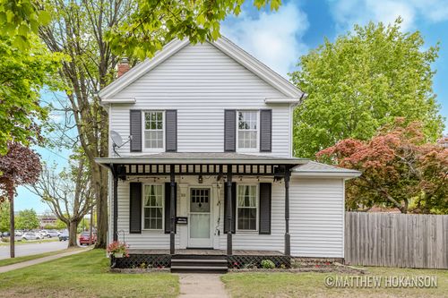 301 Broadway St, Hastings, MI, 49058-1837 | Card Image