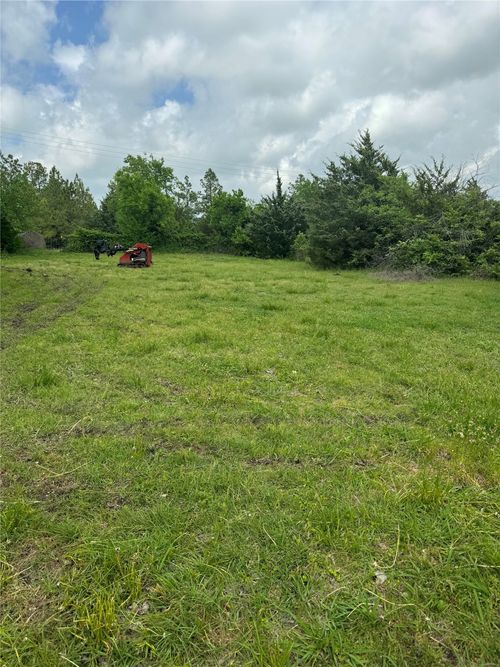 1204 Yellowstone Drive, Greenville, TX, 75401 | Card Image