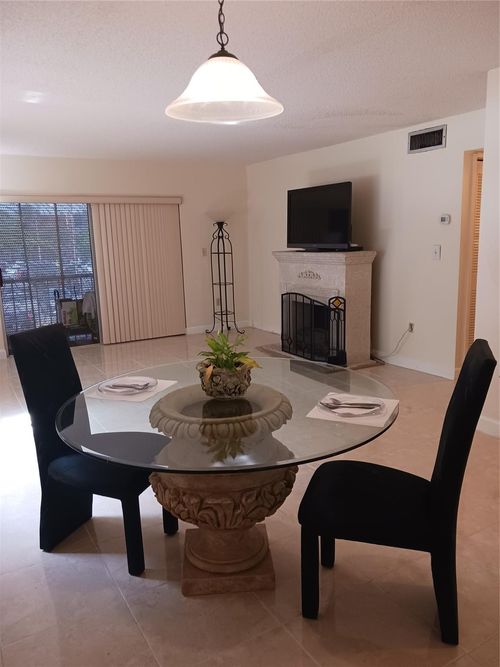 apt-7202-8280 Sw 24th St, North Lauderdale, FL, 33068-5121 | Card Image