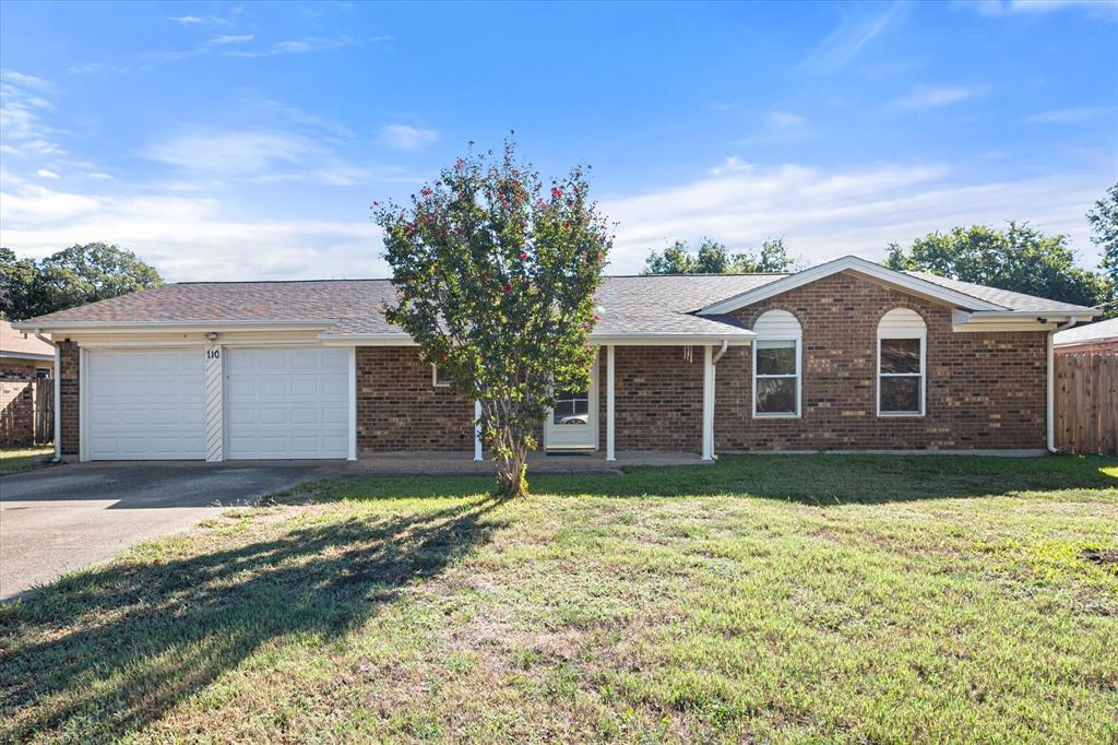 Briarwood Dr, Kennedale, TX 76060
