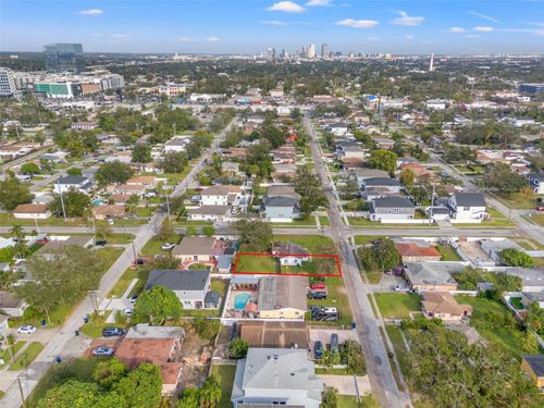12-4001 W Carmen St, TAMPA, FL, 33609-1204 | Card Image