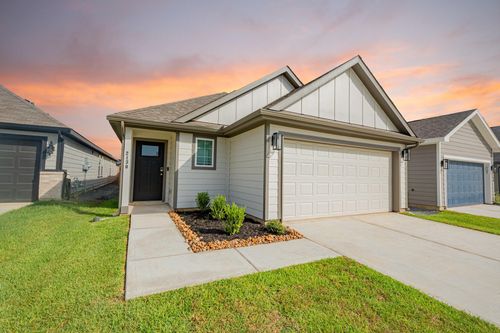 2130 Creole Creek Ln, Houston, TX, 77090-4513 | Card Image