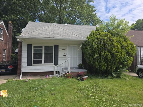 16435 Tacoma St, Detroit, MI, 48205-2050 | Card Image