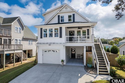 1005 W Avalon Dr, Kill Devil Hills, NC, 27948-8235 | Card Image