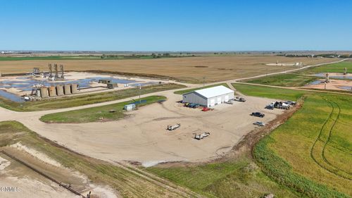 8199 58th St Nw, Stanley, ND, 58784 | Card Image