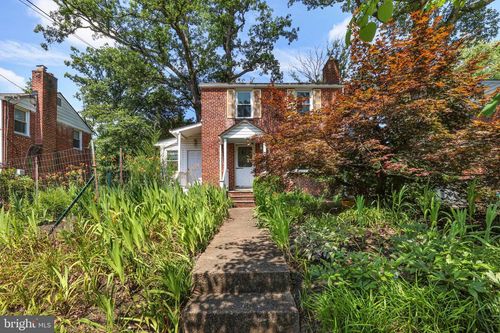 7224 15th Ave, TAKOMA PARK, MD, 20912-7060 | Card Image