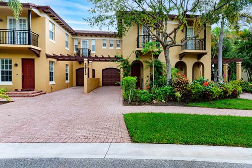 unit-902-2812 Eagle Rock Cir, West Palm Beach, FL, 33411-6719 | Card Image
