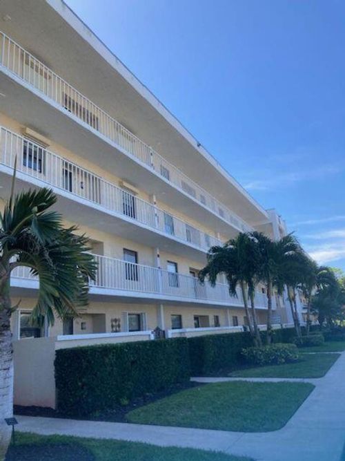 apt-402i-300 N Highway A1a, Jupiter, FL, 33477-4586 | Card Image