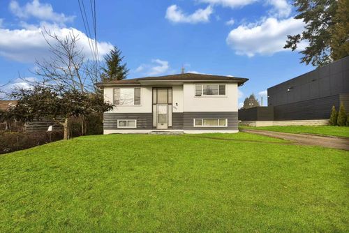 607 Alderson Ave, Coquitlam, BC, V3K1T4 | Card Image