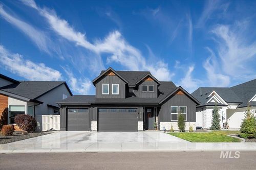 4150 E Fratello St, Meridian, ID, 83642-8488 | Card Image