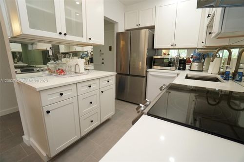 3g-1540 Meridian Avenue, Miami Beach, FL, 33139 | Card Image