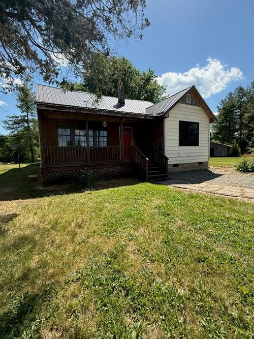 1057 Paul Pry, Halifax, VA, 24558 | Card Image