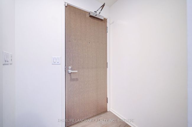 6108 - 1 Bloor St E, Condo with 2 bedrooms, 2 bathrooms and 1 parking in Toronto ON | Image 7