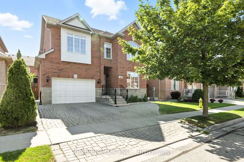 150 Derrywood Dr, Concord, ON, L4K5S4 | Card Image