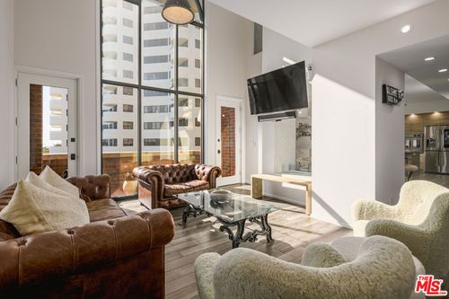 505-10550 Wilshire Boulevard, Los Angeles, CA, 90024 | Card Image