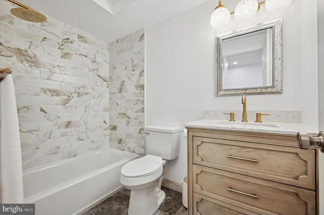 2203 Race St, Townhouse with 3 bedrooms, 3 bathrooms and null parking in PHILADELPHIA PA | Image 22