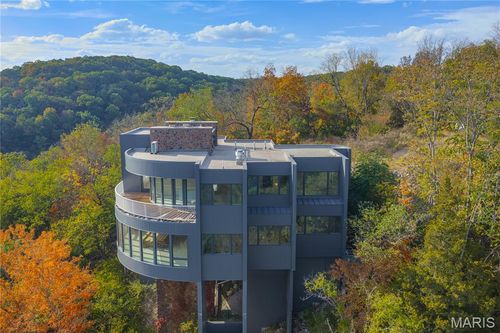 800 Holland Rd, Ballwin, MO, 63021-7230 | Card Image