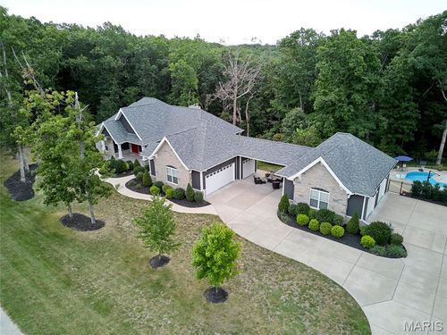 14 Callaway Ridge Ct, Defiance, MO, 63341-1614 | Card Image