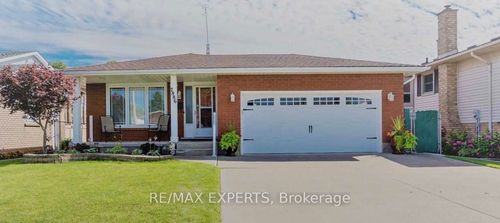 7886 Alfred St, Niagara Falls, ON, L2H2W8 | Card Image