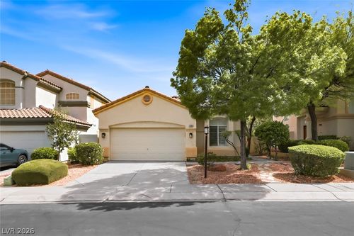 9765 Floweret Ave, Las Vegas, NV, 89117-6954 | Card Image